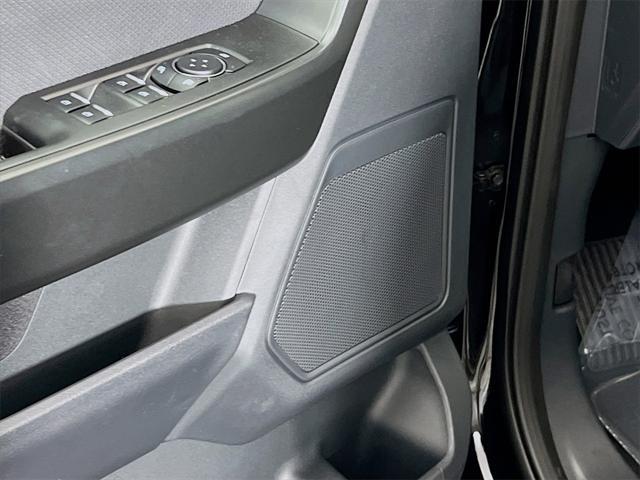 new 2025 Ford F-150 car, priced at $49,004