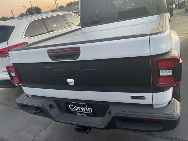 used 2022 Jeep Gladiator car