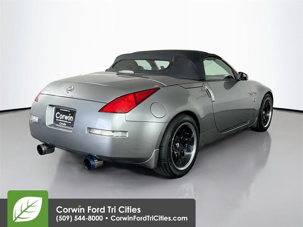 used 2004 Nissan 350Z car, priced at $9,999