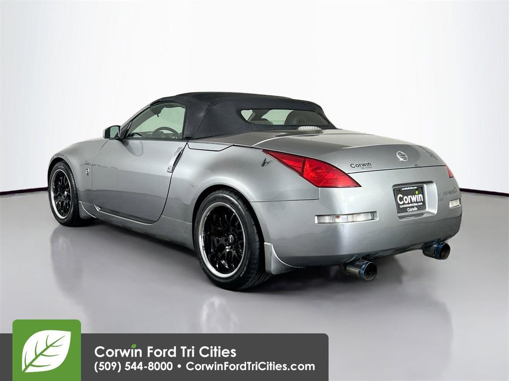 used 2004 Nissan 350Z car, priced at $9,999