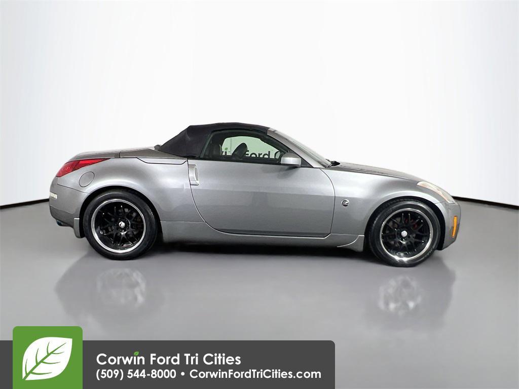 used 2004 Nissan 350Z car, priced at $9,999