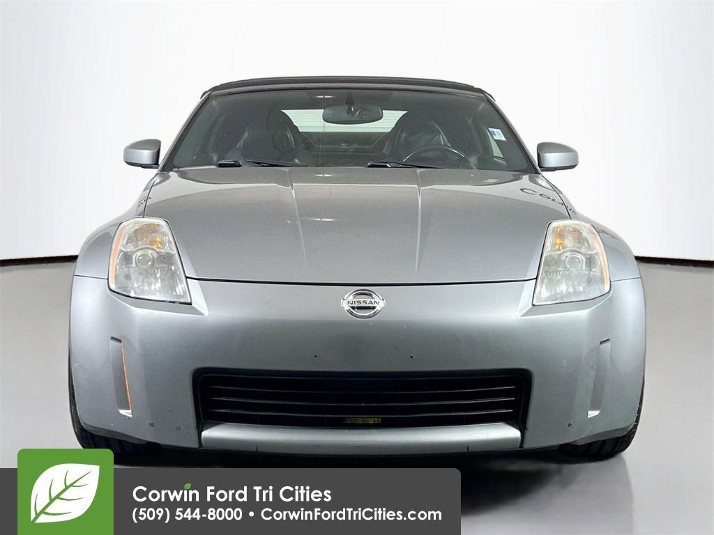 used 2004 Nissan 350Z car, priced at $9,999