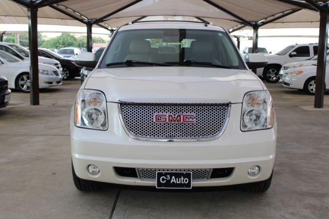 used 2014 GMC Yukon car, priced at $22,988