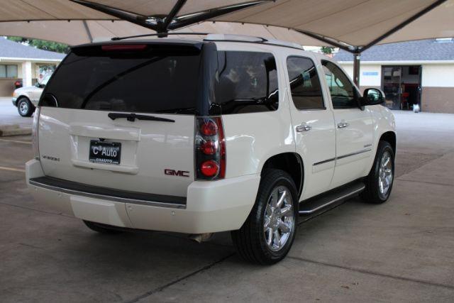 used 2014 GMC Yukon car, priced at $22,988