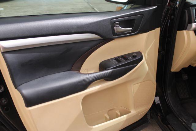 used 2014 Toyota Highlander car, priced at $18,286