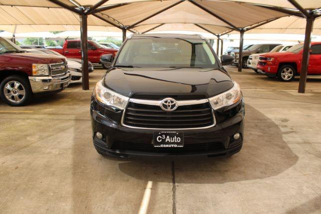 used 2014 Toyota Highlander car, priced at $18,286