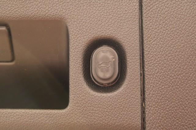 used 2018 GMC Yukon car, priced at $30,496