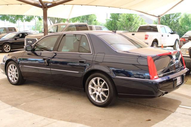 used 2006 Cadillac DTS car, priced at $9,435