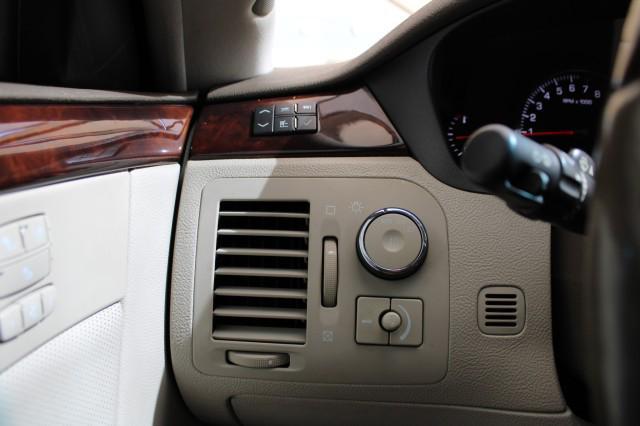 used 2006 Cadillac DTS car, priced at $9,435