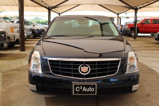 used 2006 Cadillac DTS car, priced at $9,435