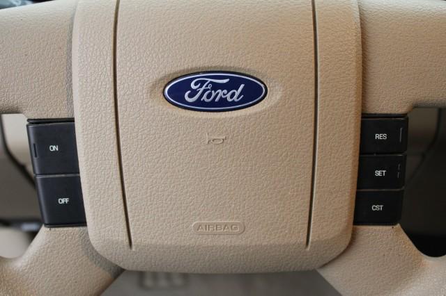 used 2006 Ford F-150 car, priced at $13,600