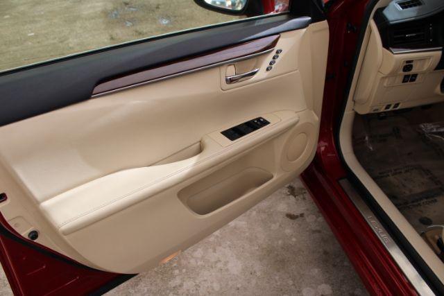 used 2015 Lexus ES 350 car, priced at $23,491