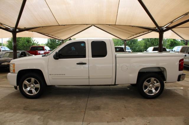 used 2009 Chevrolet Silverado 1500 car, priced at $13,700