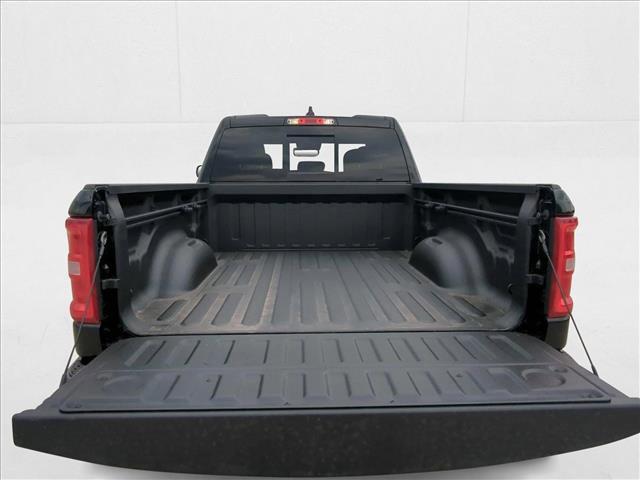 new 2025 Ram 1500 car, priced at $46,568