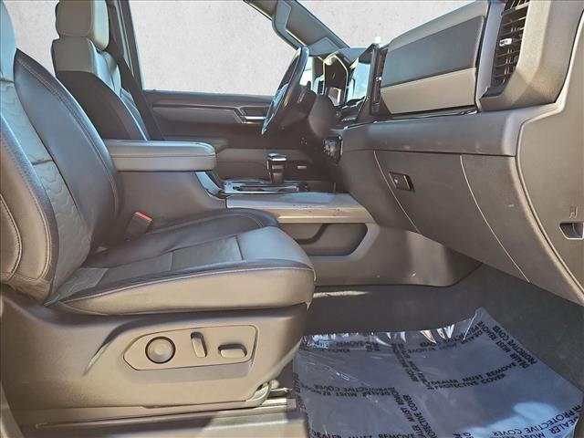 used 2022 Chevrolet Silverado 1500 car, priced at $43,999