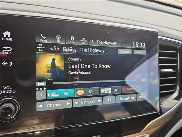 used 2022 Honda Pilot car, priced at $30,999