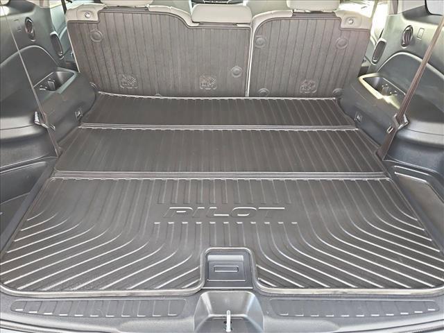 used 2022 Honda Pilot car, priced at $30,999