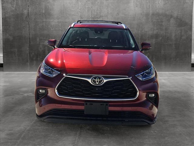 used 2020 Toyota Highlander car, priced at $33,799