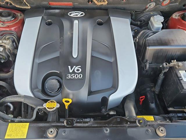 used 2004 Hyundai Santa Fe car, priced at $5,999