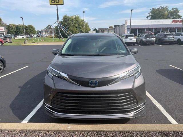 used 2021 Toyota Sienna car, priced at $35,950