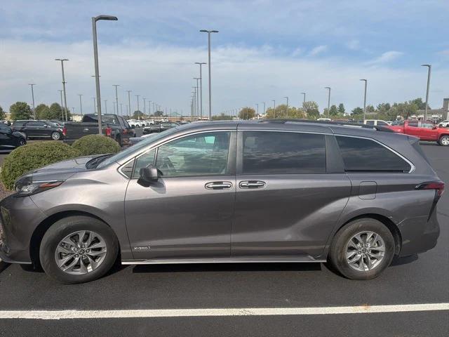 used 2021 Toyota Sienna car, priced at $35,950