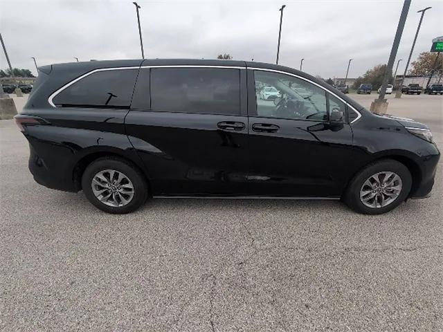 used 2023 Toyota Sienna car, priced at $40,995