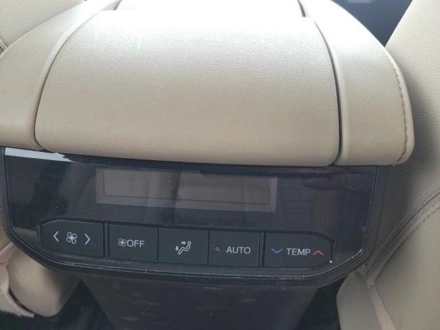 used 2022 Toyota Highlander Hybrid car, priced at $38,451