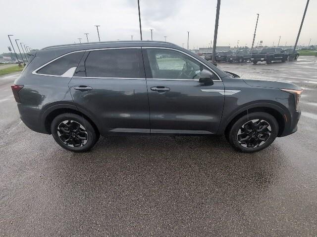 used 2024 Kia Sorento car, priced at $31,950