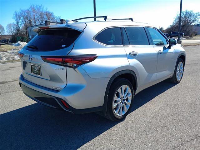 used 2024 Toyota Highlander Hybrid car, priced at $51,650