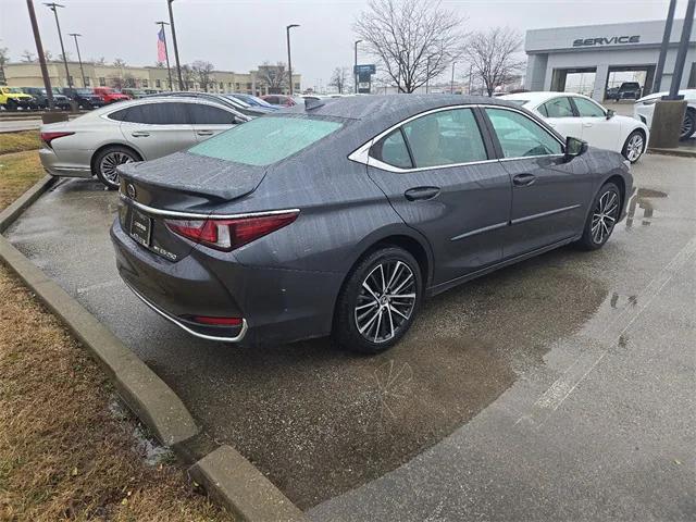 used 2023 Lexus ES 250 car, priced at $34,850