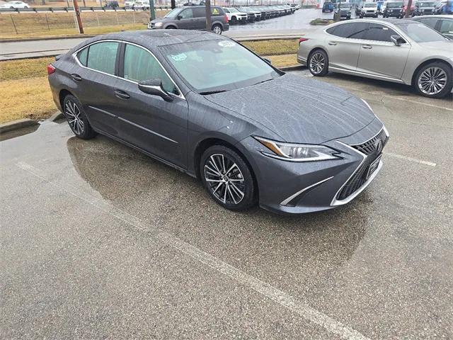 used 2023 Lexus ES 250 car, priced at $34,850