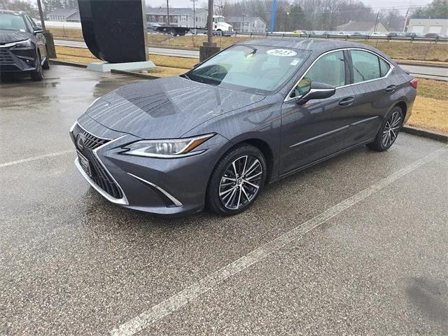 used 2023 Lexus ES 250 car, priced at $34,850