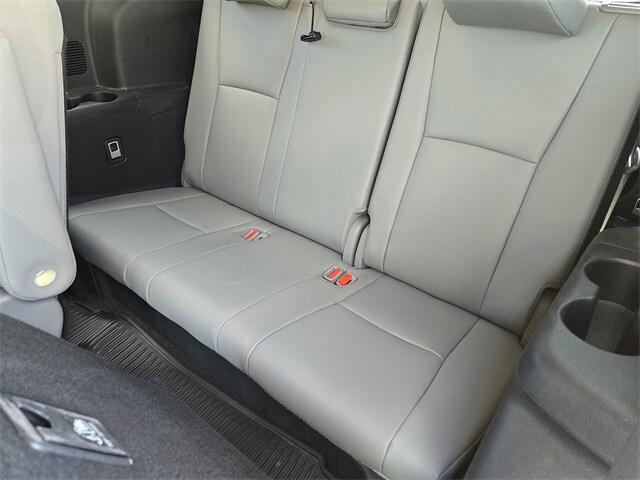 used 2023 Toyota Highlander car, priced at $39,996