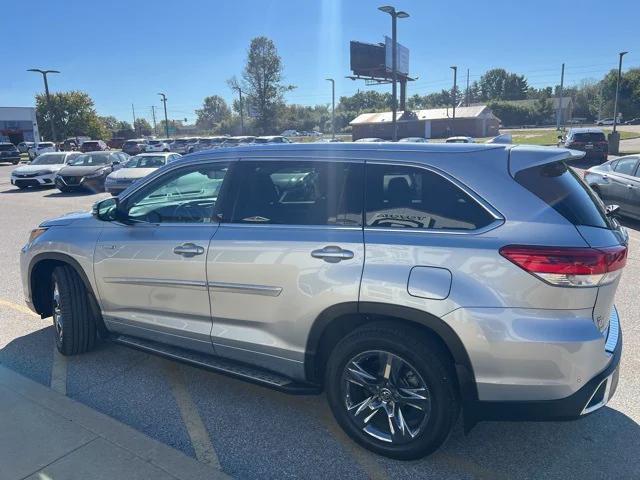 used 2018 Toyota Highlander Hybrid car, priced at $27,995