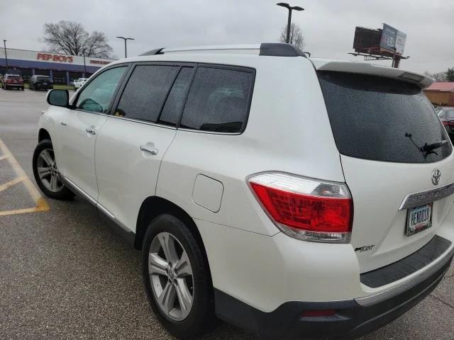 used 2013 Toyota Highlander car, priced at $17,250