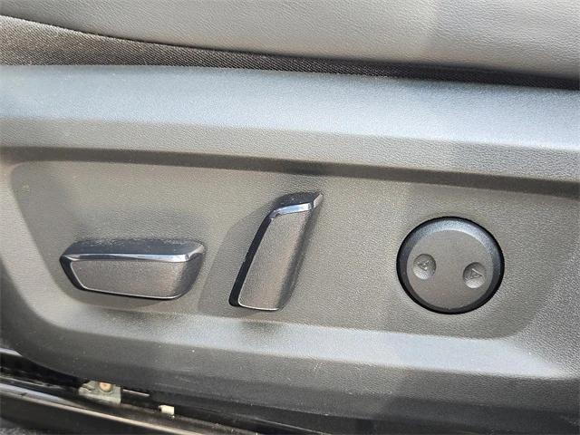 used 2022 Nissan Rogue car, priced at $23,258