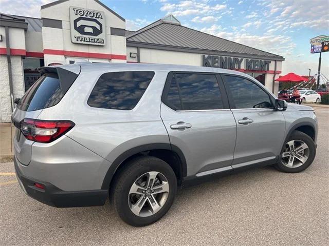 used 2023 Honda Pilot car, priced at $38,850