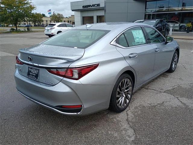 new 2025 Lexus ES 300h car, priced at $52,343