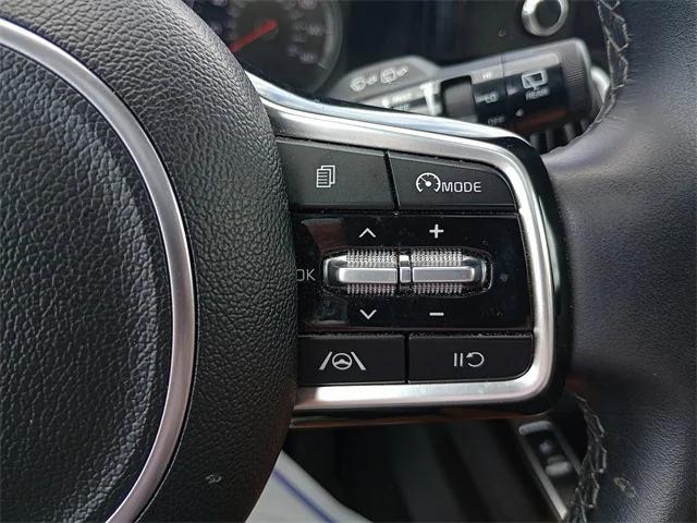 used 2023 Kia Sorento car, priced at $25,494