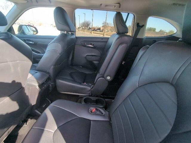 used 2023 Toyota Highlander car, priced at $36,550