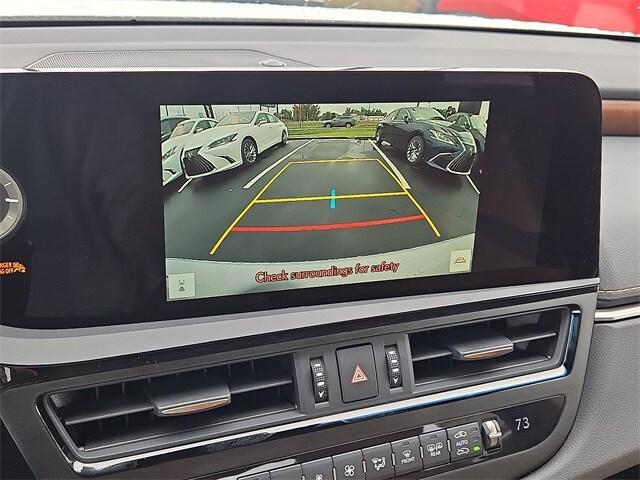 new 2025 Lexus ES 350 car, priced at $47,137