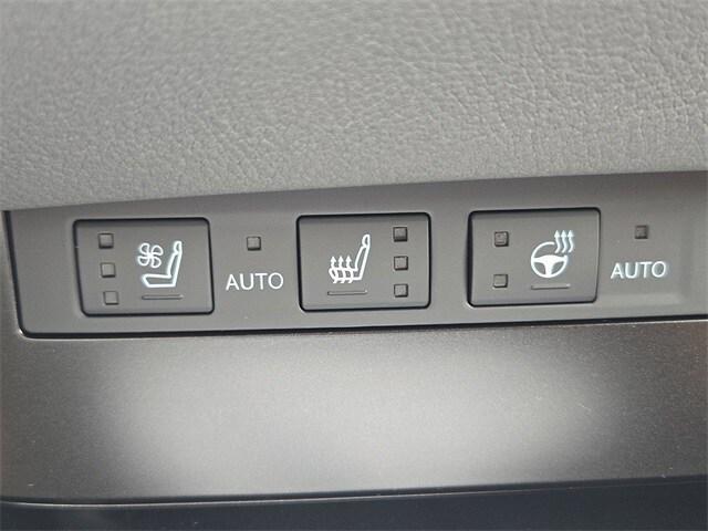 new 2025 Lexus ES 350 car, priced at $47,137