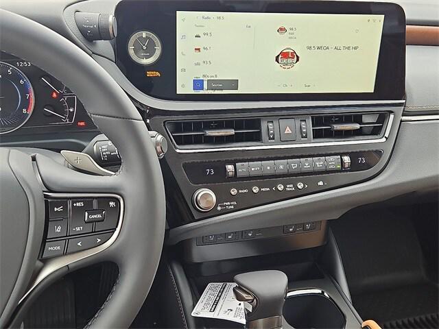 new 2025 Lexus ES 350 car, priced at $47,137