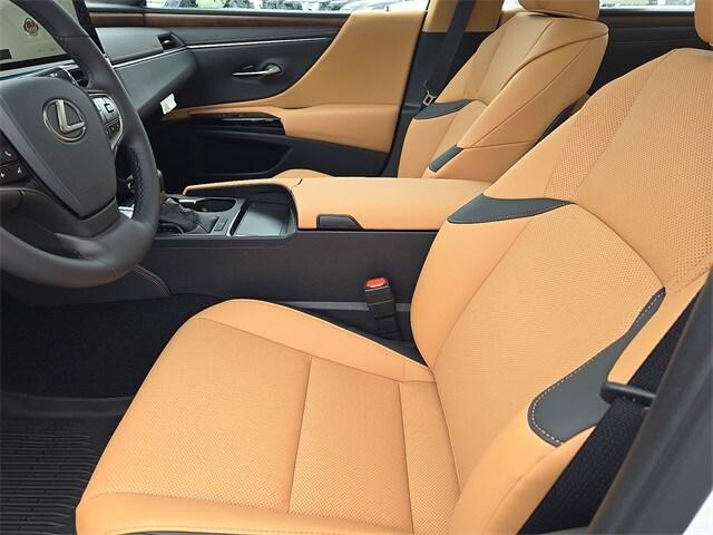 new 2025 Lexus ES 350 car, priced at $47,137