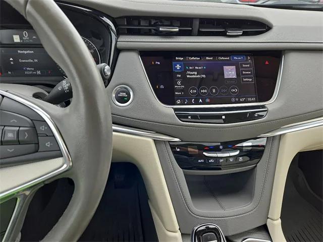 used 2021 Cadillac XT5 car, priced at $30,550