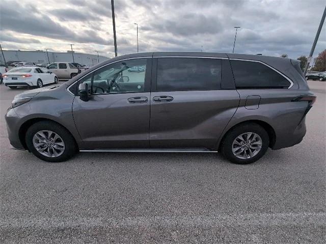 used 2024 Toyota Sienna car, priced at $40,950