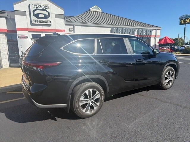 used 2024 Toyota Highlander car, priced at $42,541