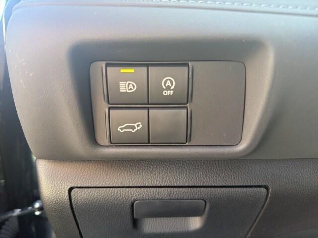 used 2024 Toyota Highlander car, priced at $42,541