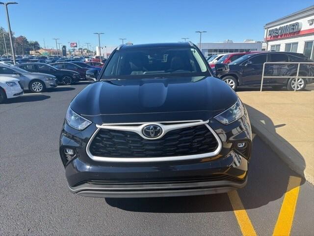 used 2024 Toyota Highlander car, priced at $42,541