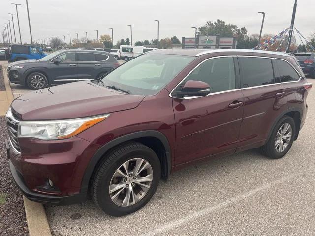 used 2015 Toyota Highlander car, priced at $15,450